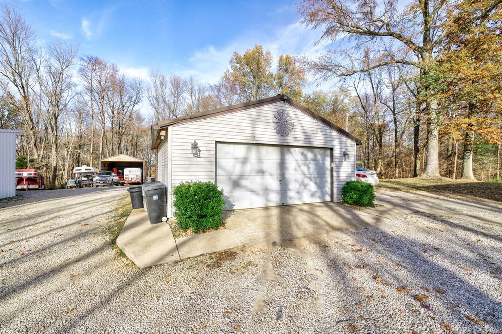 6963 MASONVILLE HABIT RD, Philpot, Kentucky 42366, 3 Bedrooms Bedrooms, ,2 BathroomsBathrooms,Single Family Residence,For Sale,MASONVILLE HABIT RD,85823