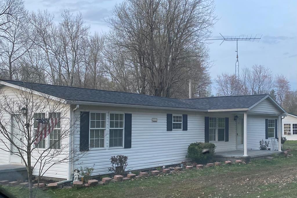 49 Alexander Cemetery Lane, Hartford, Kentucky 42347, 3 Bedrooms Bedrooms, ,2 BathroomsBathrooms,Single Family Residence,For Sale,Alexander Cemetery Lane,85866