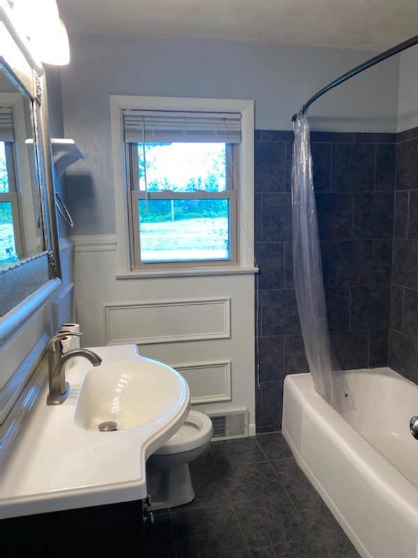 4514 W 5th St. Road, Owensboro, Kentucky 42301, 3 Bedrooms Bedrooms, ,1 BathroomBathrooms,Single Family Residence,For Sale,W 5th St. Road,85999