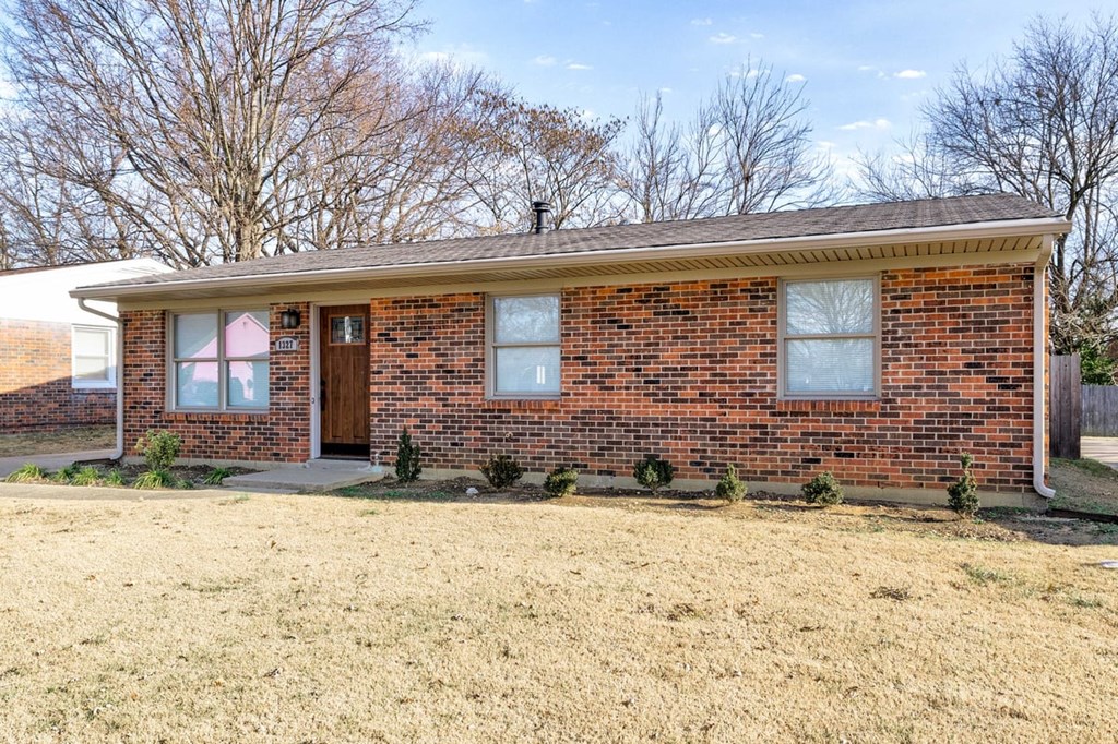 1327 Gardendale, Owensboro, Kentucky 42301, 3 Bedrooms Bedrooms, ,1 BathroomBathrooms,Single Family Residence,For Sale,Gardendale,86035
