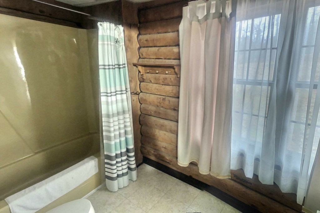 1424 Gobler Ford Rd, Lewisport, Kentucky 42351, 5 Bedrooms Bedrooms, ,3 BathroomsBathrooms,Single Family Residence,For Sale,Gobler Ford Rd,86081