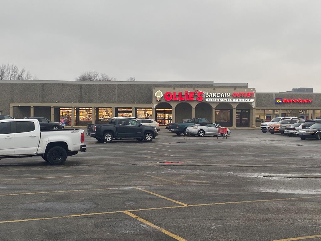 2845 W. Parrish Avenue, Owensboro, Kentucky 42301, ,Retail,For Sale,W. Parrish Avenue,86131