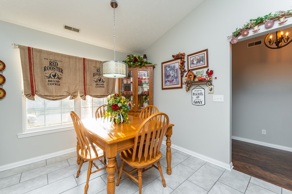 4008 Reliant Circle, Owensboro, Kentucky 42301, 3 Bedrooms Bedrooms, ,2 BathroomsBathrooms,Single Family Residence,For Sale,Reliant Circle,86149