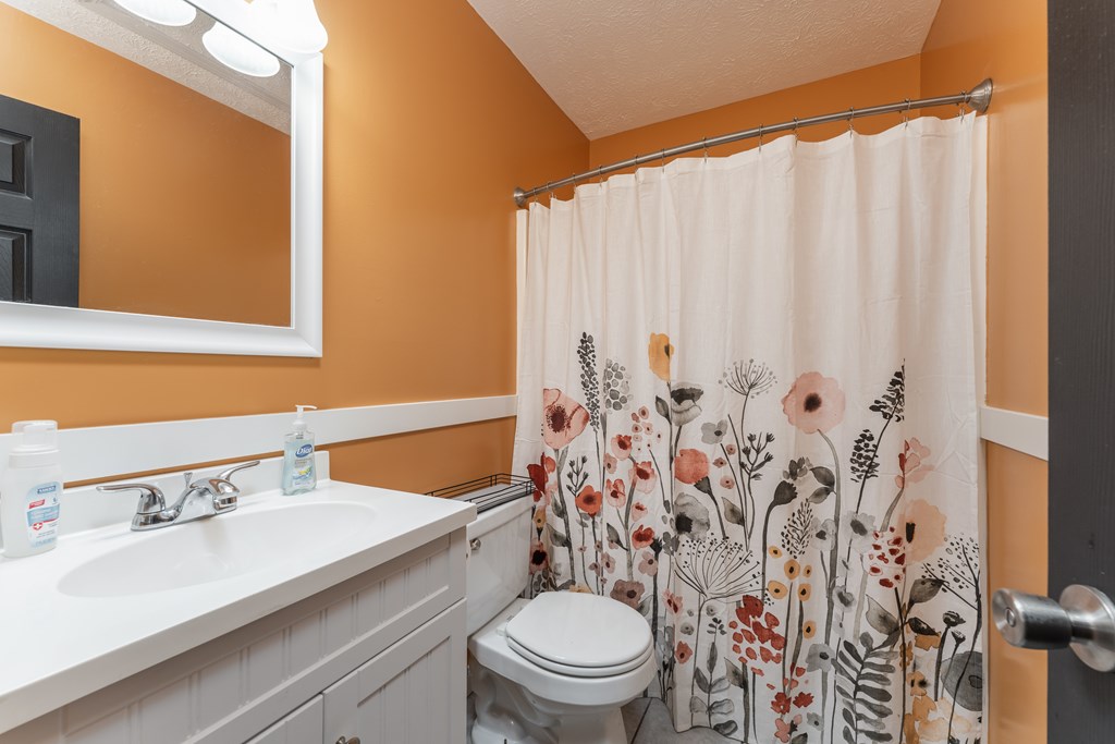 4008 Reliant Circle, Owensboro, Kentucky 42301, 3 Bedrooms Bedrooms, ,2 BathroomsBathrooms,Single Family Residence,For Sale,Reliant Circle,86149