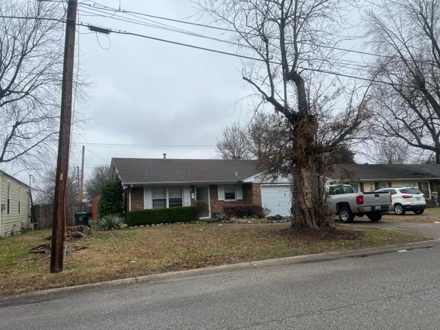 2905 Daviess Street S, Owensboro, Kentucky 42303, 3 Bedrooms Bedrooms, ,1 BathroomBathrooms,Single Family Residence,For Sale,Daviess Street S,86246