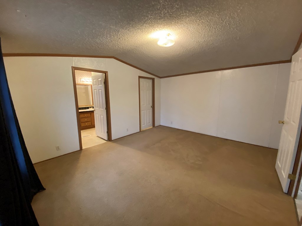 160 Roberts Lane, Lewisport, Kentucky 42351, 3 Bedrooms Bedrooms, ,2 BathroomsBathrooms,Single Family Residence,For Sale,Roberts Lane,86267