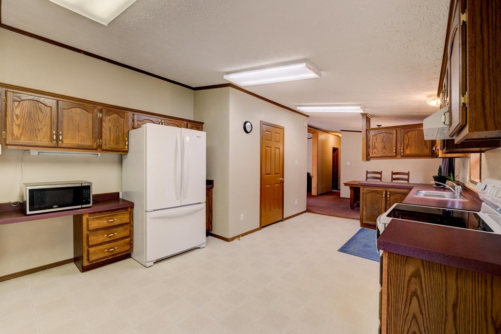 7005 State Route 69 N, Hartford, Kentucky 42347, 3 Bedrooms Bedrooms, ,2 BathroomsBathrooms,Single Family Residence,For Sale,State Route 69 N,86286
