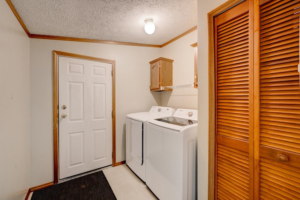 7005 State Route 69 N, Hartford, Kentucky 42347, 3 Bedrooms Bedrooms, ,2 BathroomsBathrooms,Single Family Residence,For Sale,State Route 69 N,86286