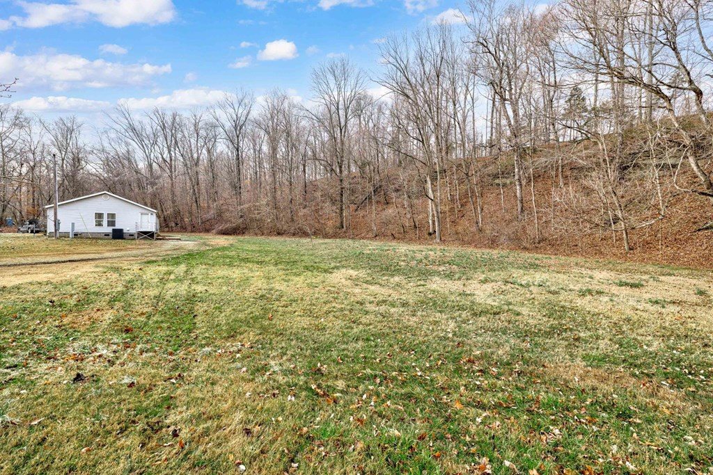 7005 State Route 69 N, Hartford, Kentucky 42347, 3 Bedrooms Bedrooms, ,2 BathroomsBathrooms,Single Family Residence,For Sale,State Route 69 N,86286