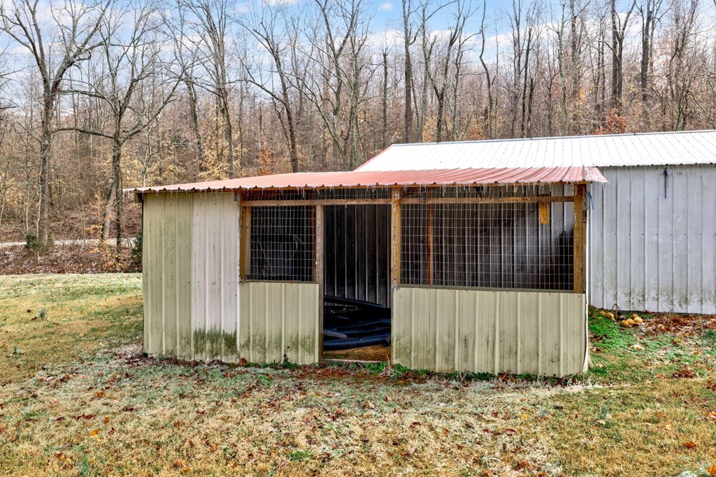 7005 State Route 69 N, Hartford, Kentucky 42347, 3 Bedrooms Bedrooms, ,2 BathroomsBathrooms,Single Family Residence,For Sale,State Route 69 N,86286