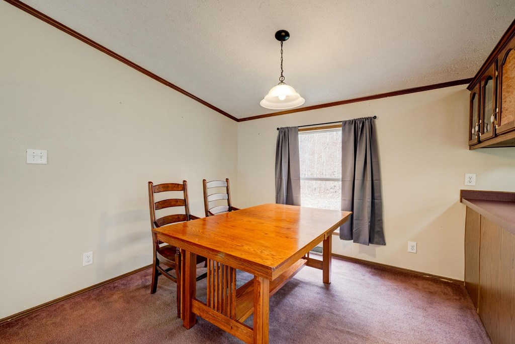7005 State Route 69 N, Hartford, Kentucky 42347, 3 Bedrooms Bedrooms, ,2 BathroomsBathrooms,Single Family Residence,For Sale,State Route 69 N,86286