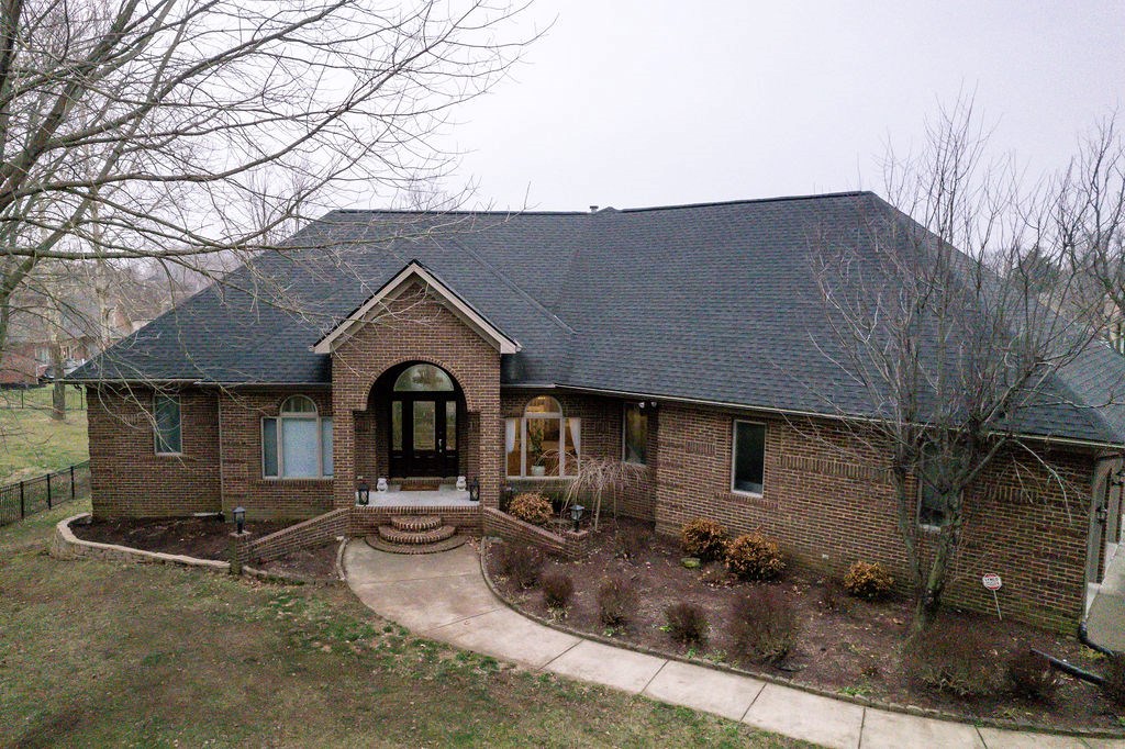 6108 Fairmont Court, Owensboro, Kentucky 42303, 4 Bedrooms Bedrooms, ,3 BathroomsBathrooms,Single Family Residence,For Sale,Fairmont Court,86336