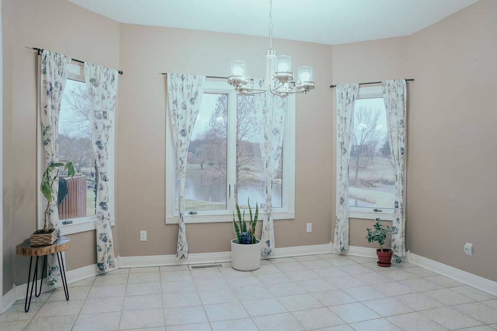 6108 Fairmont Court, Owensboro, Kentucky 42303, 4 Bedrooms Bedrooms, ,3 BathroomsBathrooms,Single Family Residence,For Sale,Fairmont Court,86336
