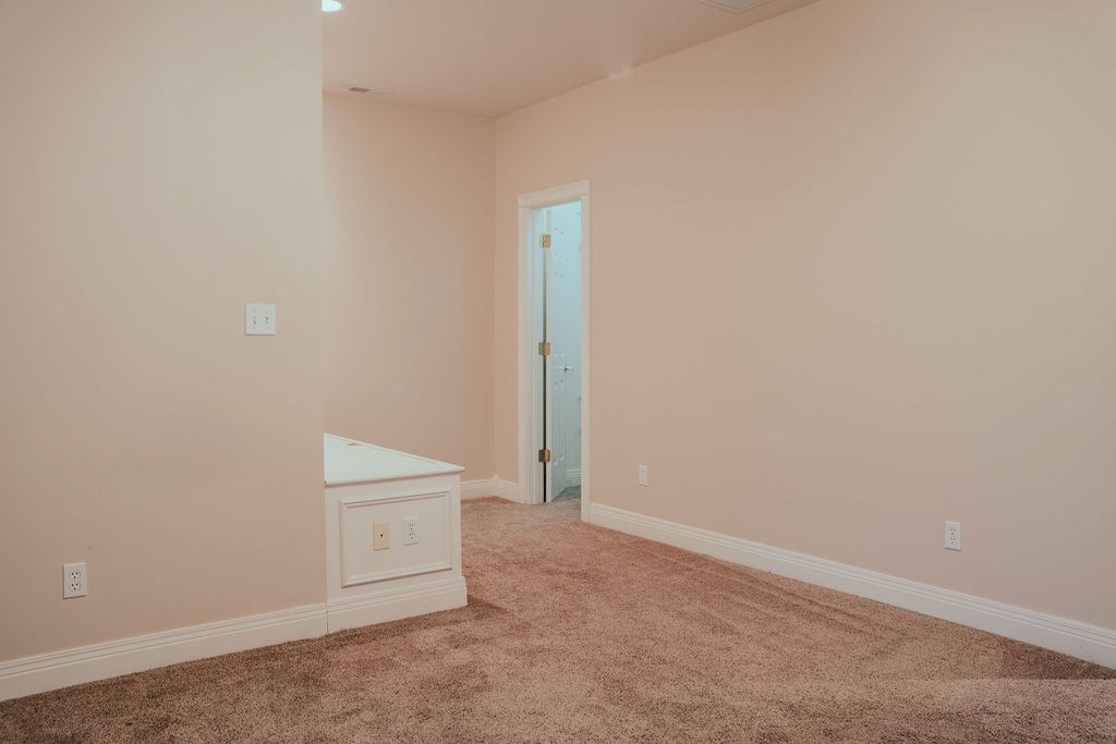 6108 Fairmont Court, Owensboro, Kentucky 42303, 4 Bedrooms Bedrooms, ,3 BathroomsBathrooms,Single Family Residence,For Sale,Fairmont Court,86336