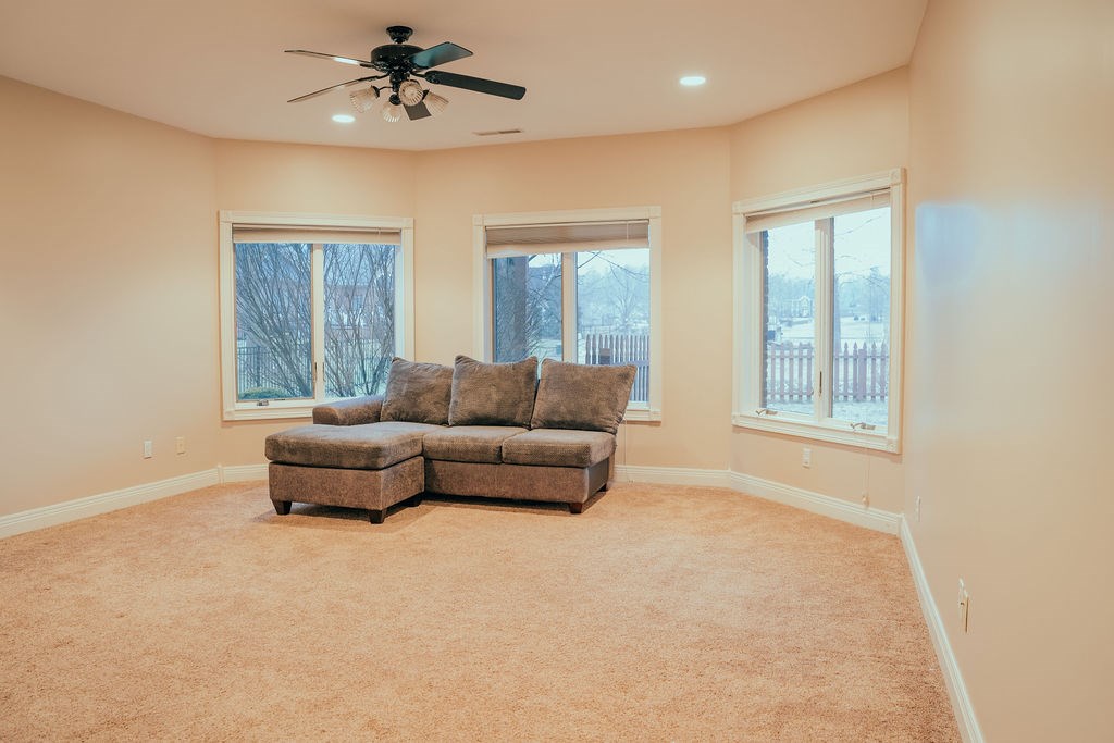 6108 Fairmont Court, Owensboro, Kentucky 42303, 4 Bedrooms Bedrooms, ,3 BathroomsBathrooms,Single Family Residence,For Sale,Fairmont Court,86336