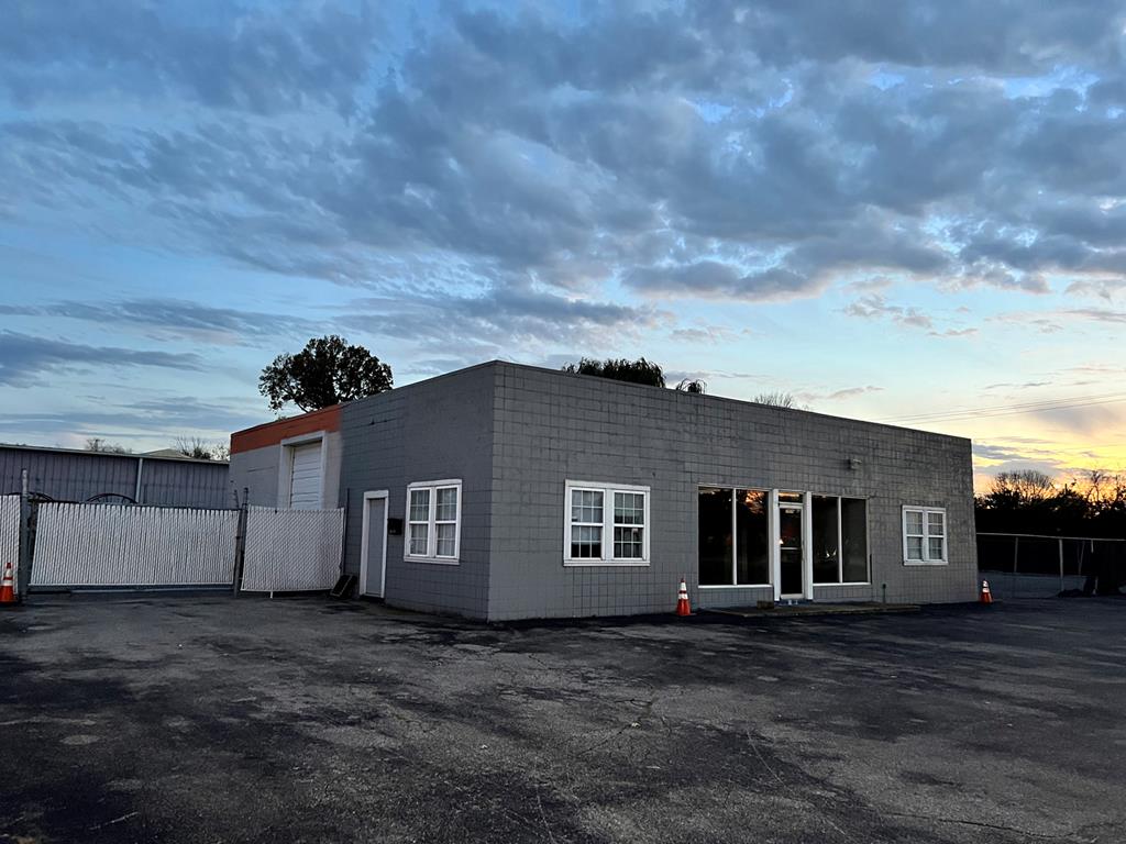 3926 Hwy 144, Owensboro, Kentucky 42303, ,Retail,For Sale,Hwy 144,86362