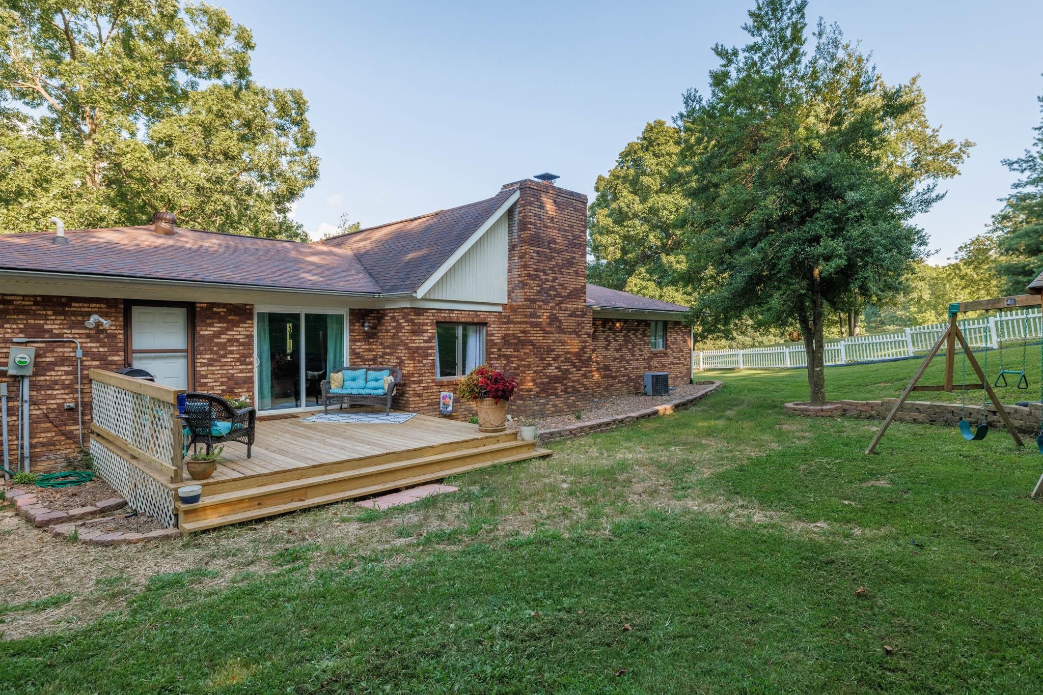 595 Hillcrest Circle, Hawesville, Kentucky 42348, 3 Bedrooms Bedrooms, ,2 BathroomsBathrooms,Single Family Residence,For Sale,Hillcrest Circle,86377