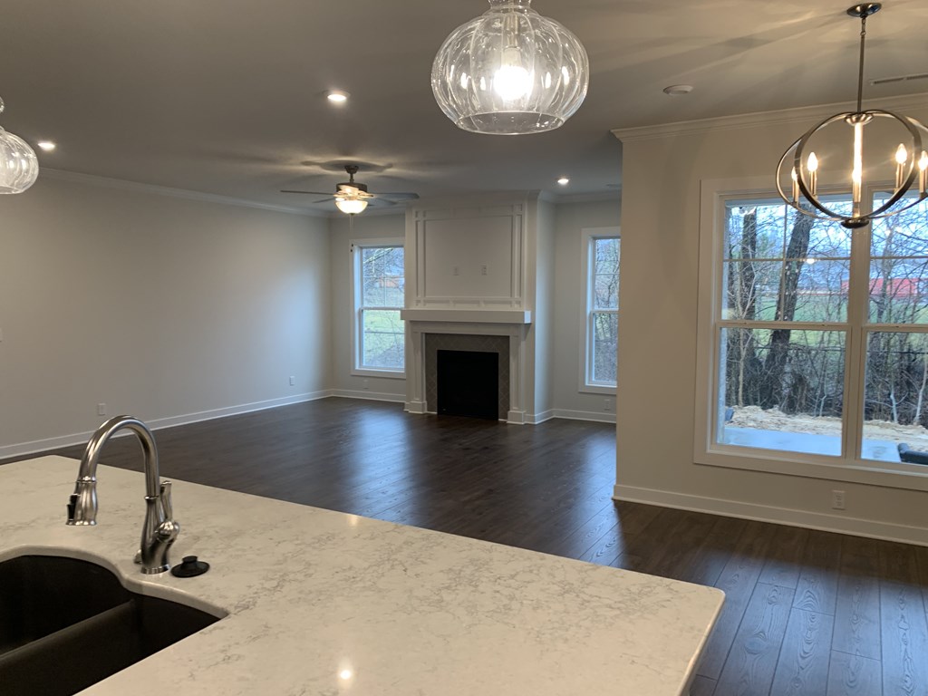 1829 Celebration Circle, Owensboro, Kentucky 42303, 3 Bedrooms Bedrooms, ,2 BathroomsBathrooms,Single Family Residence,For Sale,Celebration Circle,86404
