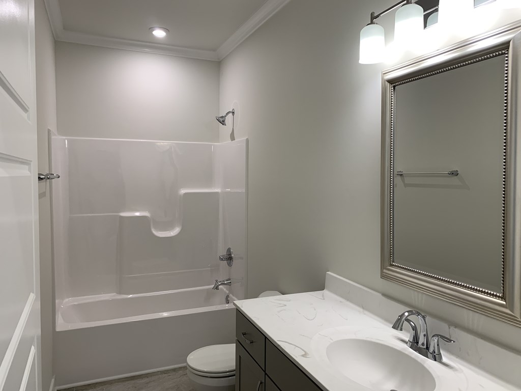 1829 Celebration Circle, Owensboro, Kentucky 42303, 3 Bedrooms Bedrooms, ,2 BathroomsBathrooms,Single Family Residence,For Sale,Celebration Circle,86404