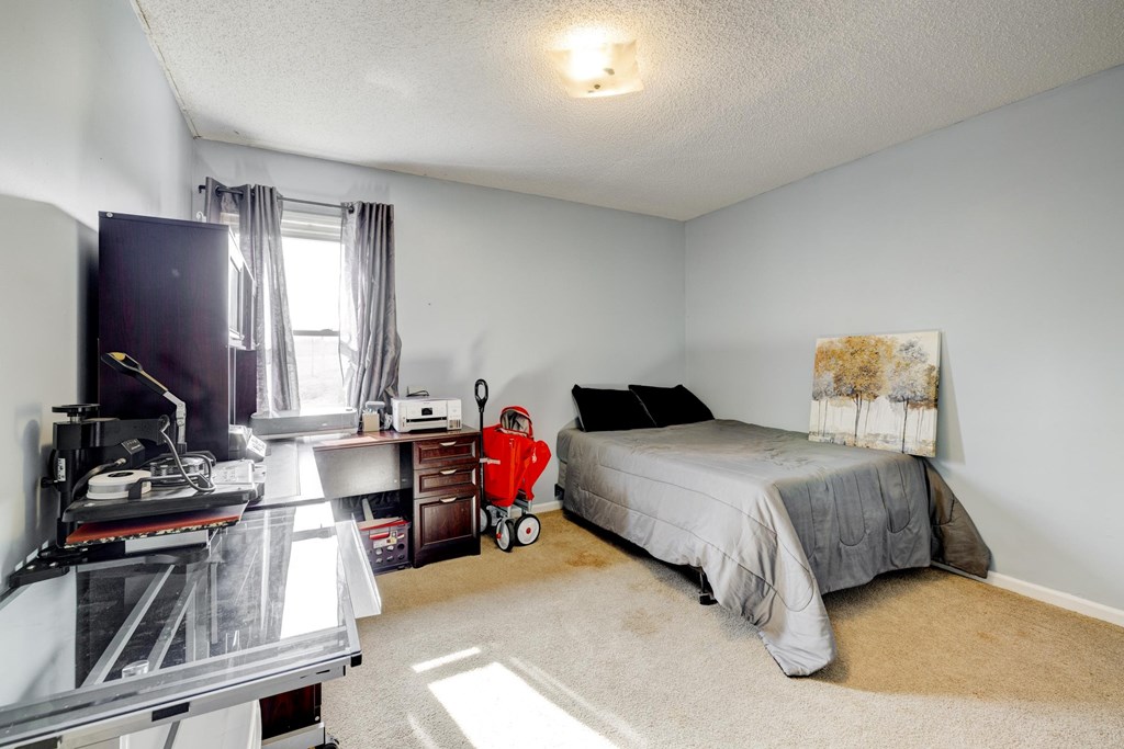 9437 State Route 136 West, Calhoun, Kentucky 42327, 4 Bedrooms Bedrooms, ,3 BathroomsBathrooms,Single Family Residence,For Sale,State Route 136 West,86426