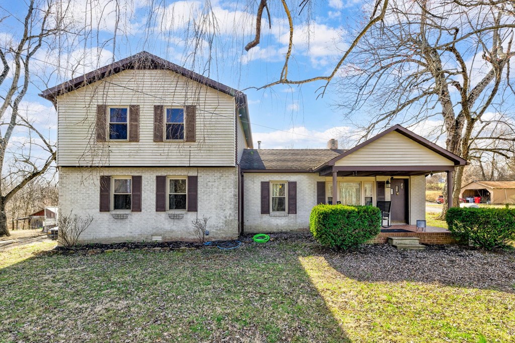 9437 State Route 136 West, Calhoun, Kentucky 42327, 4 Bedrooms Bedrooms, ,3 BathroomsBathrooms,Single Family Residence,For Sale,State Route 136 West,86426