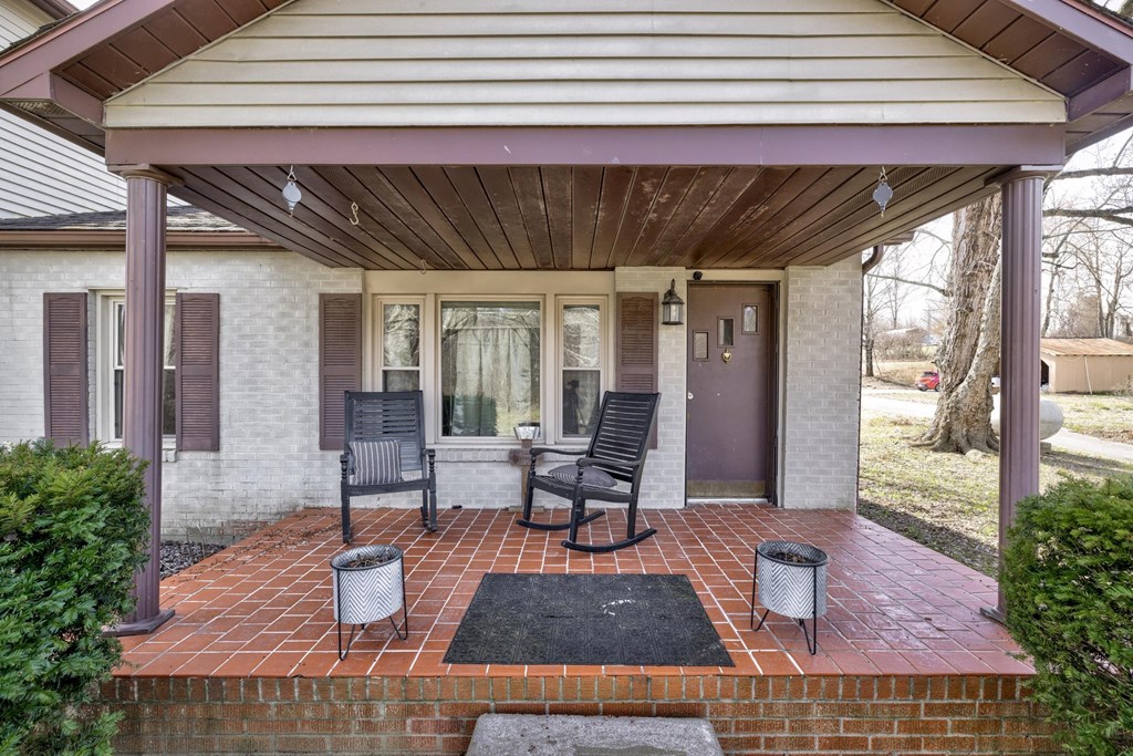 9437 State Route 136 West, Calhoun, Kentucky 42327, 4 Bedrooms Bedrooms, ,3 BathroomsBathrooms,Single Family Residence,For Sale,State Route 136 West,86426