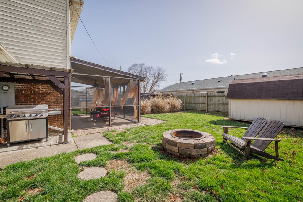 2510 Whirlaway Drive, Owensboro, Kentucky 42301, 4 Bedrooms Bedrooms, ,2 BathroomsBathrooms,Single Family Residence,For Sale,Whirlaway Drive,86452