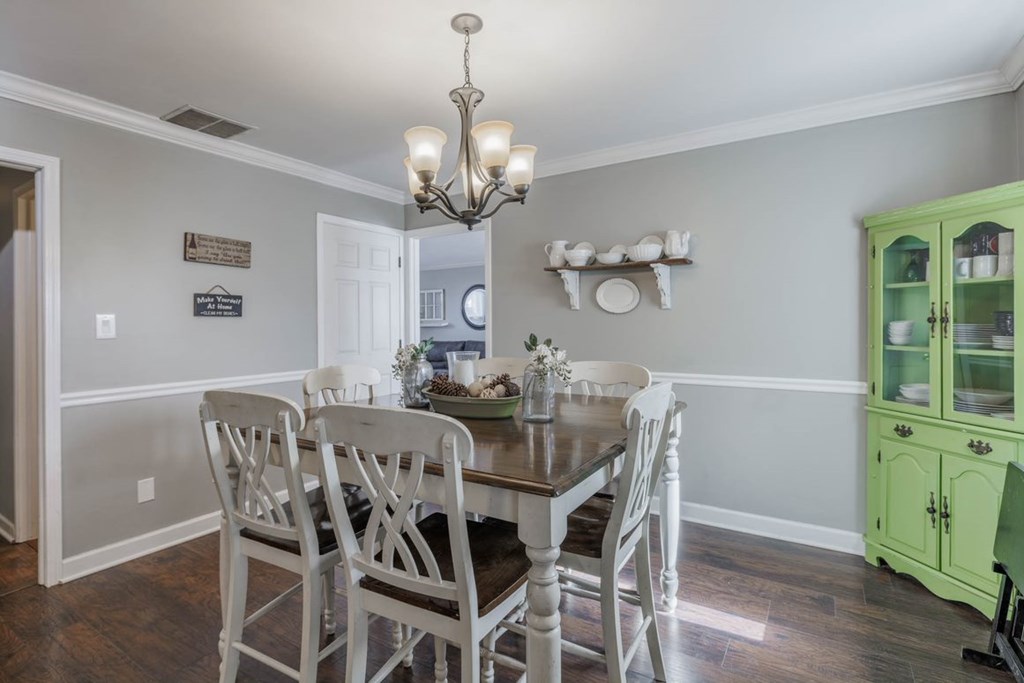 2510 Whirlaway Drive, Owensboro, Kentucky 42301, 4 Bedrooms Bedrooms, ,2 BathroomsBathrooms,Single Family Residence,For Sale,Whirlaway Drive,86452