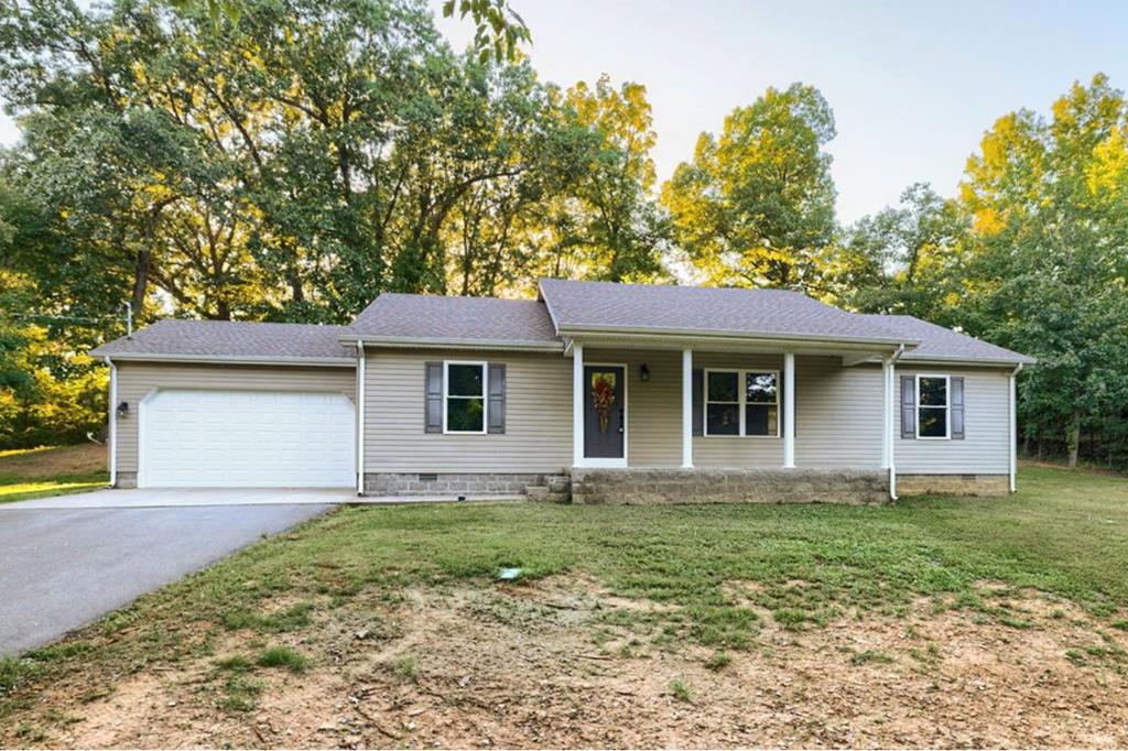 301 Tex Lane, Madisonville, Kentucky 42431, 3 Bedrooms Bedrooms, ,2 BathroomsBathrooms,Single Family Residence,For Sale,Tex Lane,86456