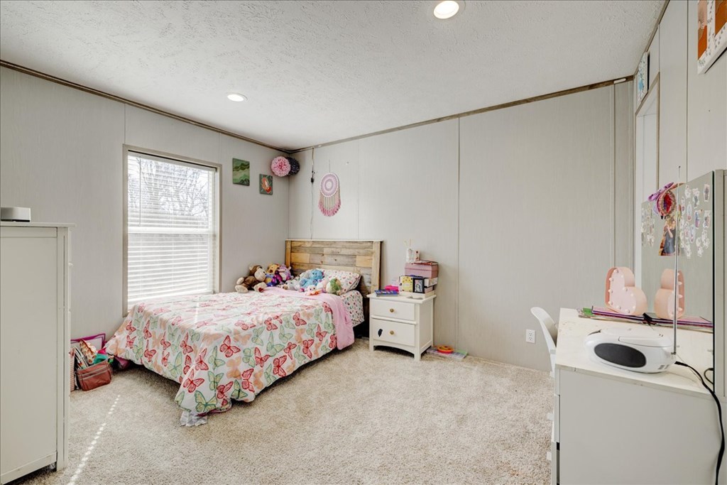 10999 HWY 60 E, Maceo, Kentucky 42355, 4 Bedrooms Bedrooms, ,2 BathroomsBathrooms,Single Family Residence,For Sale,HWY 60 E,86480