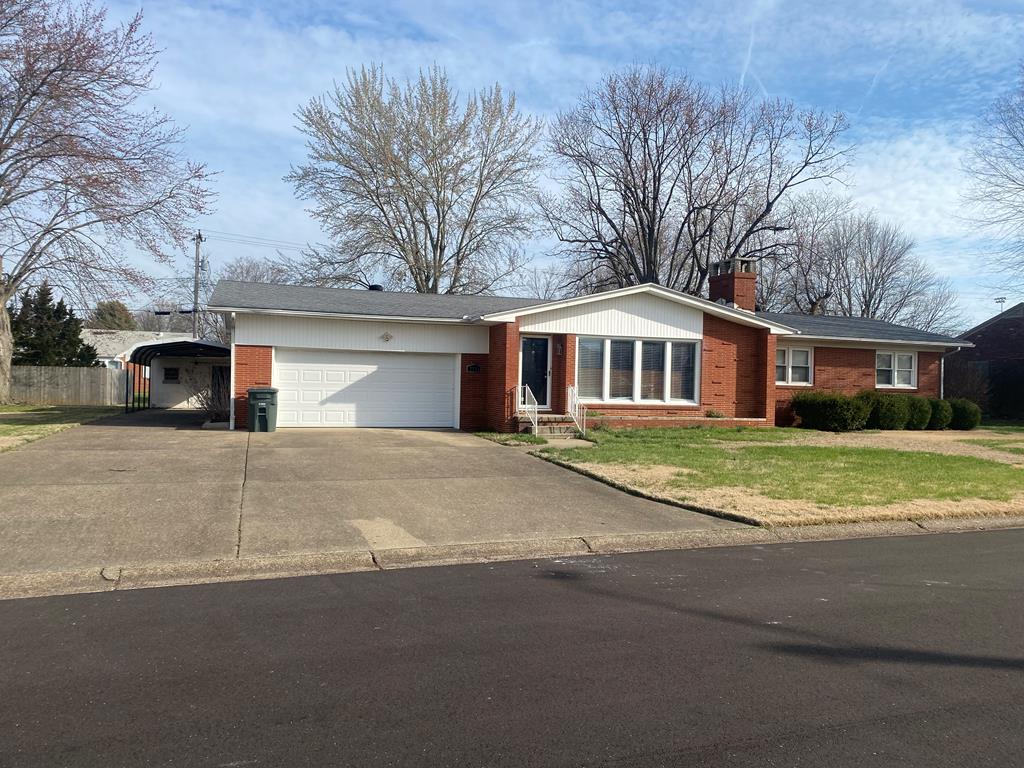 1113 Hermitage Drive, Owensboro, Kentucky 42301, 3 Bedrooms Bedrooms, ,2 BathroomsBathrooms,Single Family Residence,For Sale,Hermitage Drive,86486