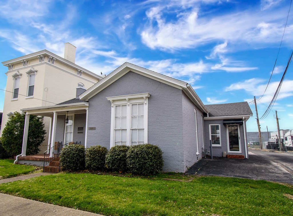 318 St Elizabeth St, Owensboro, Kentucky 42301, ,Retail,For Sale,St Elizabeth St,86500