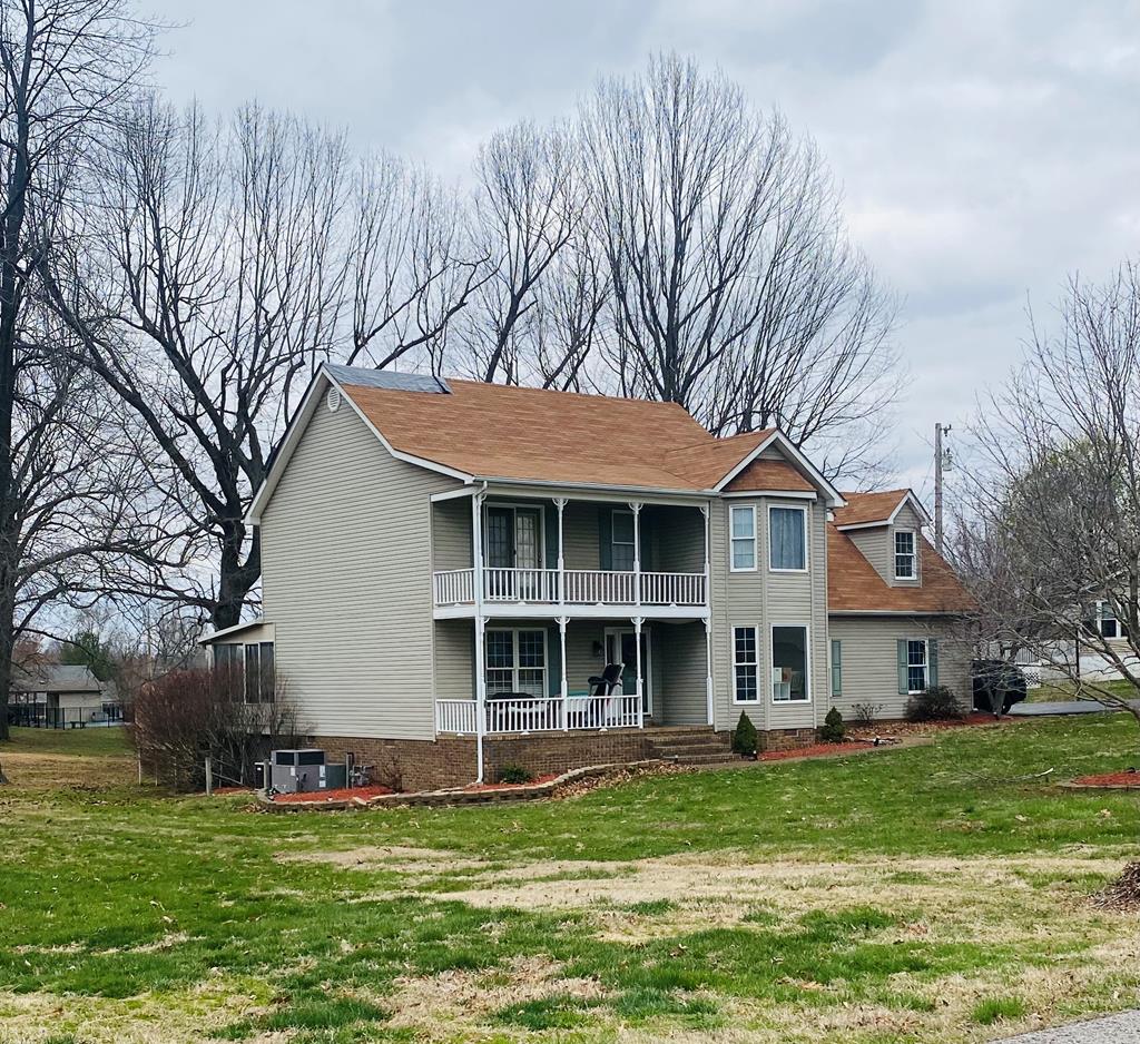 723 Lakeside Drive, Madisonville, Kentucky 42431, 4 Bedrooms Bedrooms, ,2 BathroomsBathrooms,Single Family Residence,For Sale,Lakeside Drive,86545