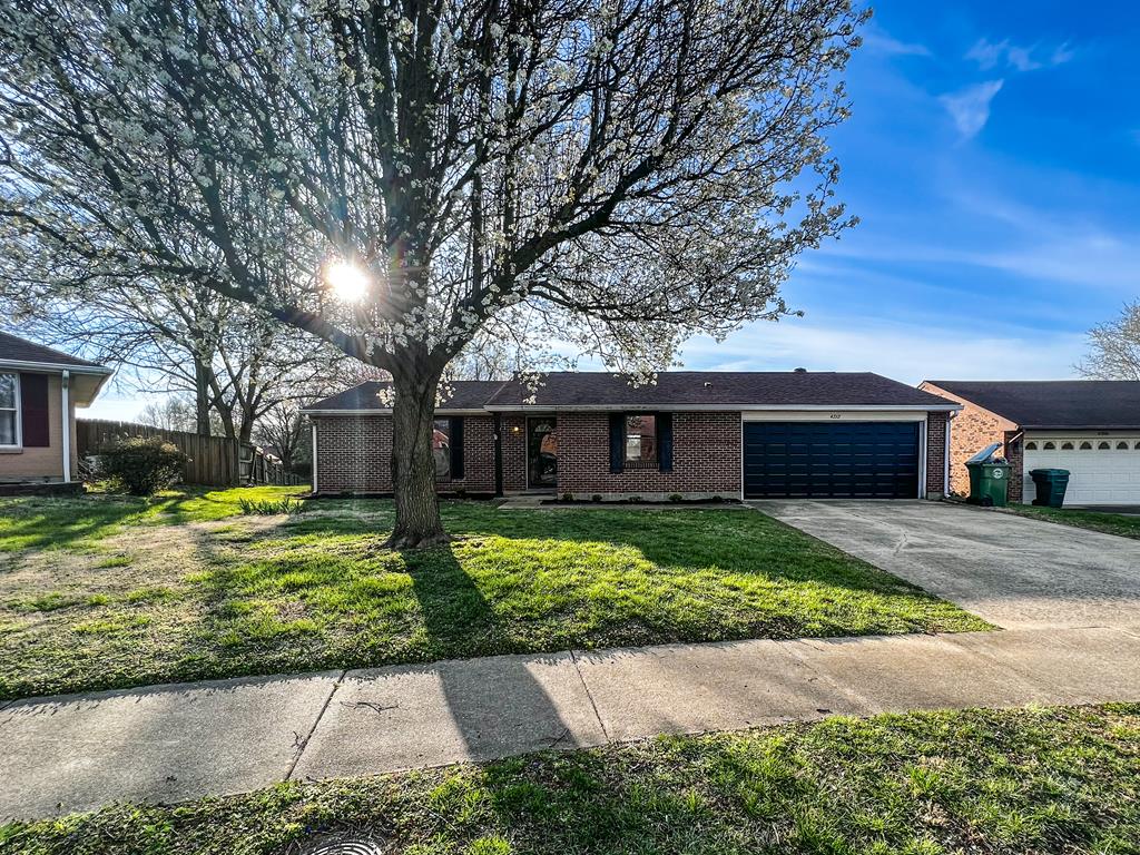 4212 Settlers PT, Owensboro, Kentucky 42303, 2 Bedrooms Bedrooms, ,1 BathroomBathrooms,Single Family Residence,For Sale,Settlers PT,86557