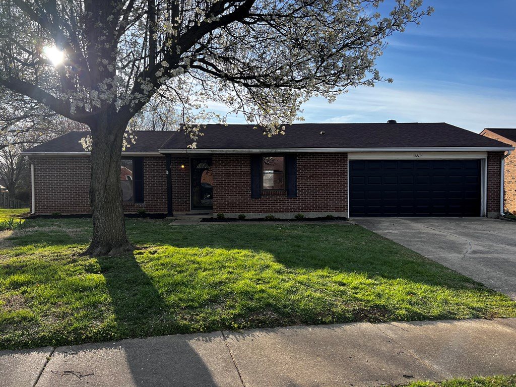 4212 Settlers PT, Owensboro, Kentucky 42303, 2 Bedrooms Bedrooms, ,1 BathroomBathrooms,Single Family Residence,For Sale,Settlers PT,86557
