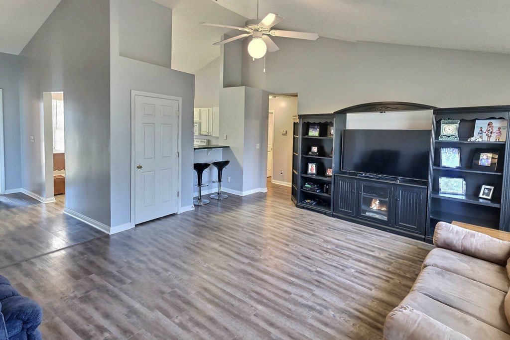 3517 Legacy Run, Owensboro, Kentucky 42301, 3 Bedrooms Bedrooms, ,2 BathroomsBathrooms,Single Family Residence,For Sale,Legacy Run,86582