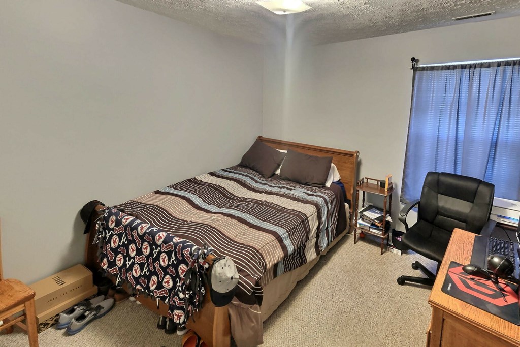 3517 Legacy Run, Owensboro, Kentucky 42301, 3 Bedrooms Bedrooms, ,2 BathroomsBathrooms,Single Family Residence,For Sale,Legacy Run,86582