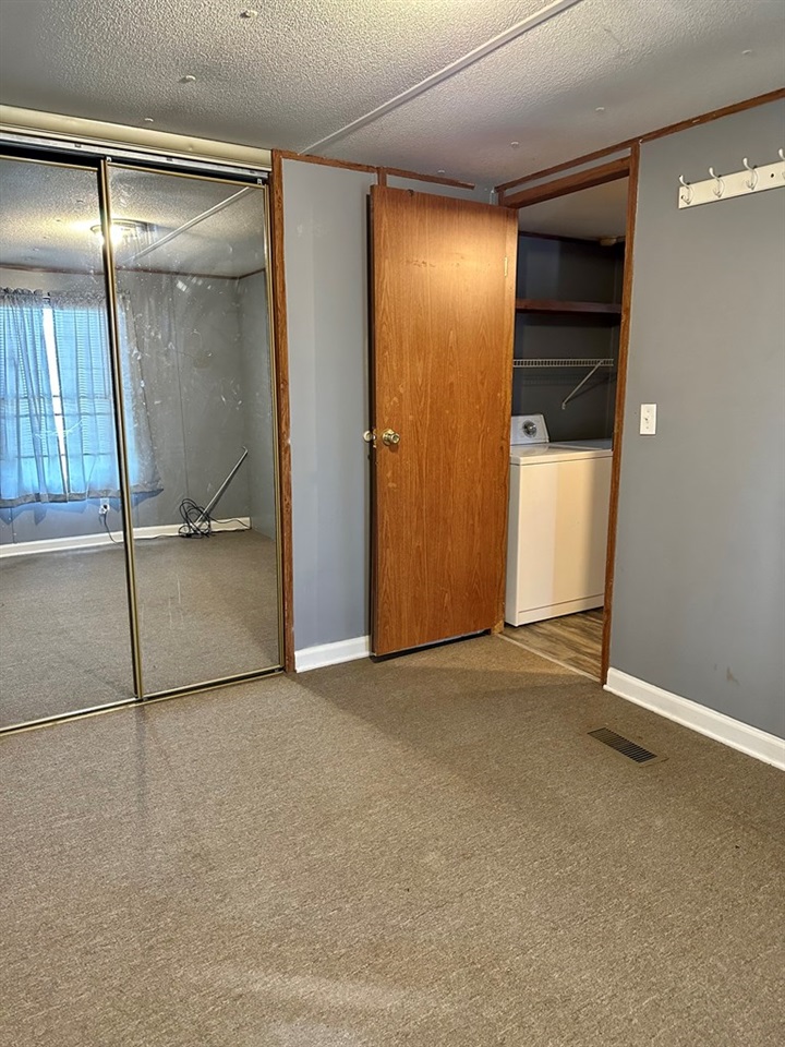 190 State Route 54 E, Fordsville, Kentucky 42343, 2 Bedrooms Bedrooms, ,1 BathroomBathrooms,Single Family Residence,For Sale,State Route 54 E,86598