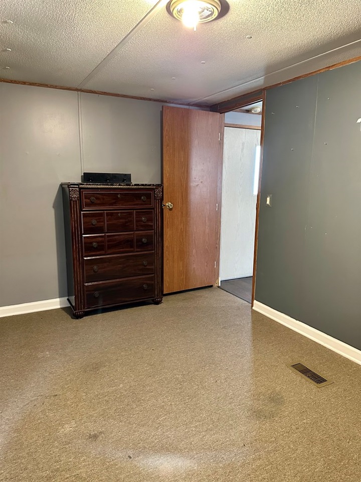 190 State Route 54 E, Fordsville, Kentucky 42343, 2 Bedrooms Bedrooms, ,1 BathroomBathrooms,Single Family Residence,For Sale,State Route 54 E,86598