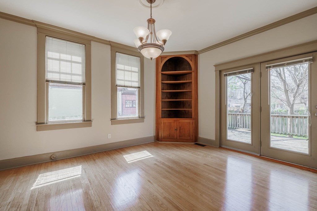 1304 Locust Street, Owensboro, Kentucky 42301, 3 Bedrooms Bedrooms, ,3 BathroomsBathrooms,Single Family Residence,For Sale,Locust Street,86643