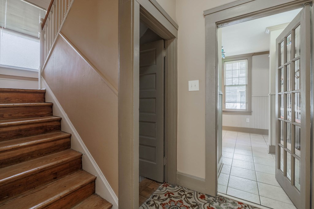 1304 Locust Street, Owensboro, Kentucky 42301, 3 Bedrooms Bedrooms, ,3 BathroomsBathrooms,Single Family Residence,For Sale,Locust Street,86643