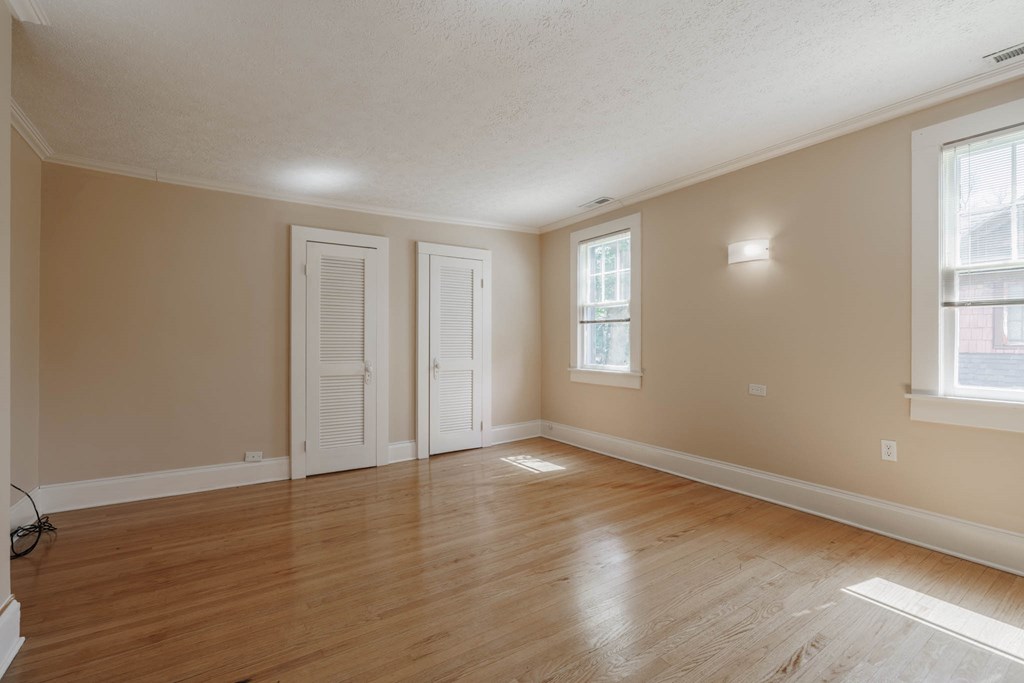 1304 Locust Street, Owensboro, Kentucky 42301, 3 Bedrooms Bedrooms, ,3 BathroomsBathrooms,Single Family Residence,For Sale,Locust Street,86643