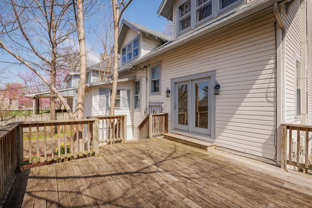 1304 Locust Street, Owensboro, Kentucky 42301, 3 Bedrooms Bedrooms, ,3 BathroomsBathrooms,Single Family Residence,For Sale,Locust Street,86643