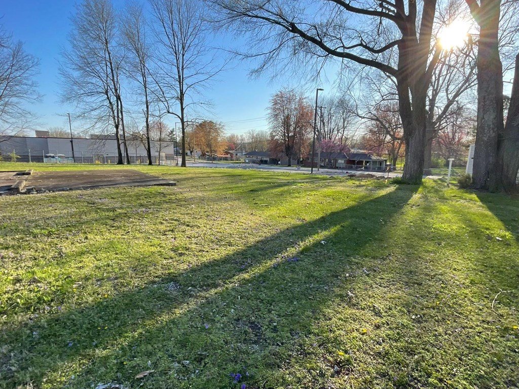 1126 Clay Street, Hartford, Kentucky 42347, 3 Bedrooms Bedrooms, ,2 BathroomsBathrooms,Single Family Residence,For Sale,Clay Street,86645