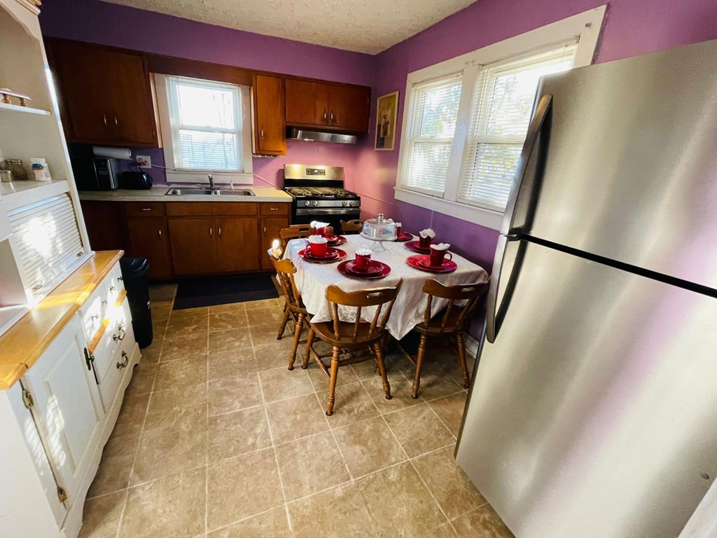 1126 Clay Street, Hartford, Kentucky 42347, 3 Bedrooms Bedrooms, ,2 BathroomsBathrooms,Single Family Residence,For Sale,Clay Street,86645
