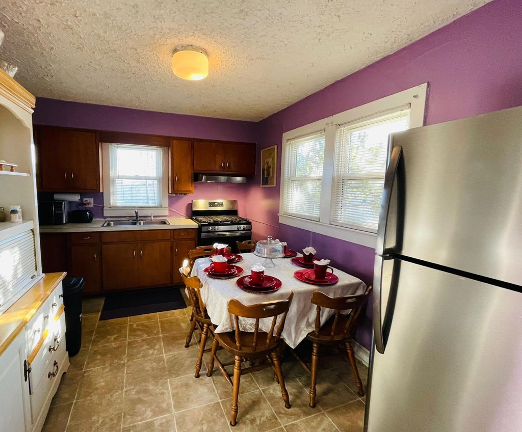 1126 Clay Street, Hartford, Kentucky 42347, 3 Bedrooms Bedrooms, ,2 BathroomsBathrooms,Single Family Residence,For Sale,Clay Street,86645