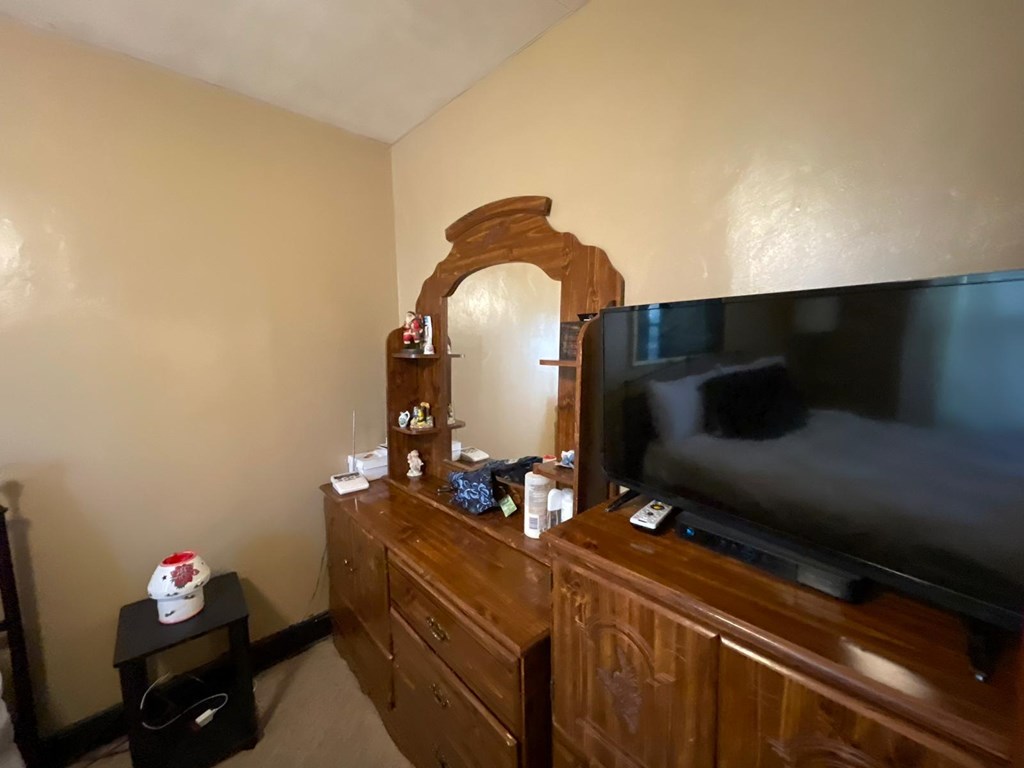 1126 Clay Street, Hartford, Kentucky 42347, 3 Bedrooms Bedrooms, ,2 BathroomsBathrooms,Single Family Residence,For Sale,Clay Street,86645