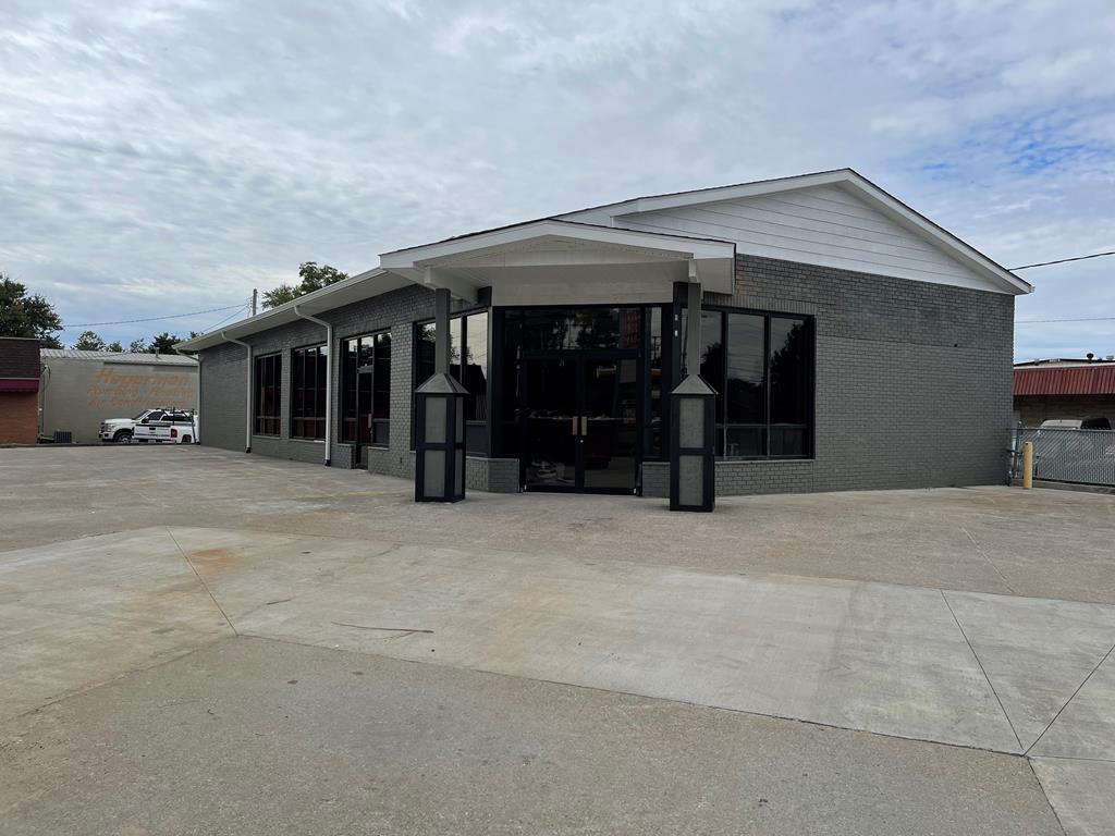 2101 Parrish Ave W, Owensboro, Kentucky 42301, ,Business,For Sale,Parrish Ave W,86652