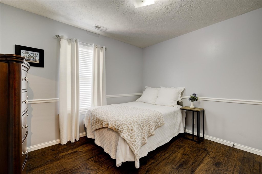 2009 Meadow Grass Creek, Owensboro, Kentucky 42303, 3 Bedrooms Bedrooms, ,2 BathroomsBathrooms,Single Family Residence,For Sale,Meadow Grass Creek,86661