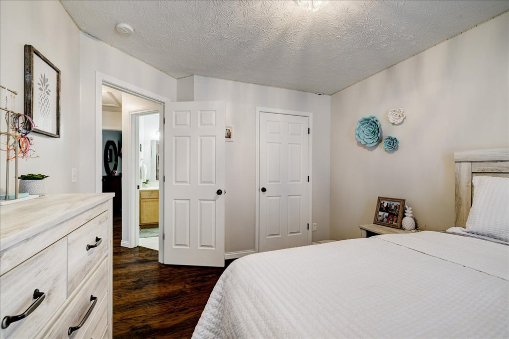 2009 Meadow Grass Creek, Owensboro, Kentucky 42303, 3 Bedrooms Bedrooms, ,2 BathroomsBathrooms,Single Family Residence,For Sale,Meadow Grass Creek,86661